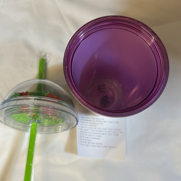 HALLOWEEN DISNEYLAND EXCLUSIVE- OOGIE BOOGIE BASH HALLOWEEN PARTY CUP 2023 - Picture 8 of 10